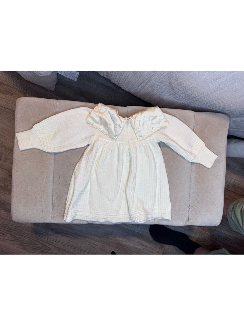 Vintage sweater baby dress square satin collar embroidered sweater dress 24 mon￼ - Picture 11 of 12